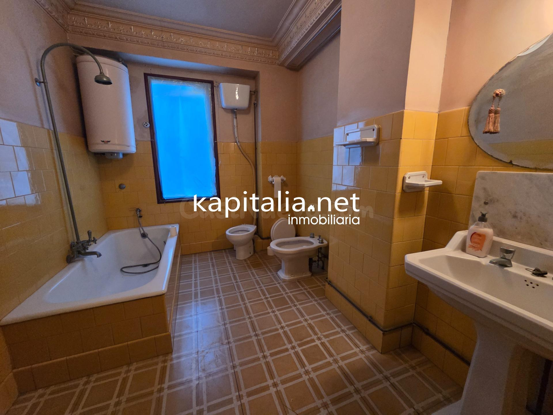 Casa a la venta en Ontinyent - foto 4