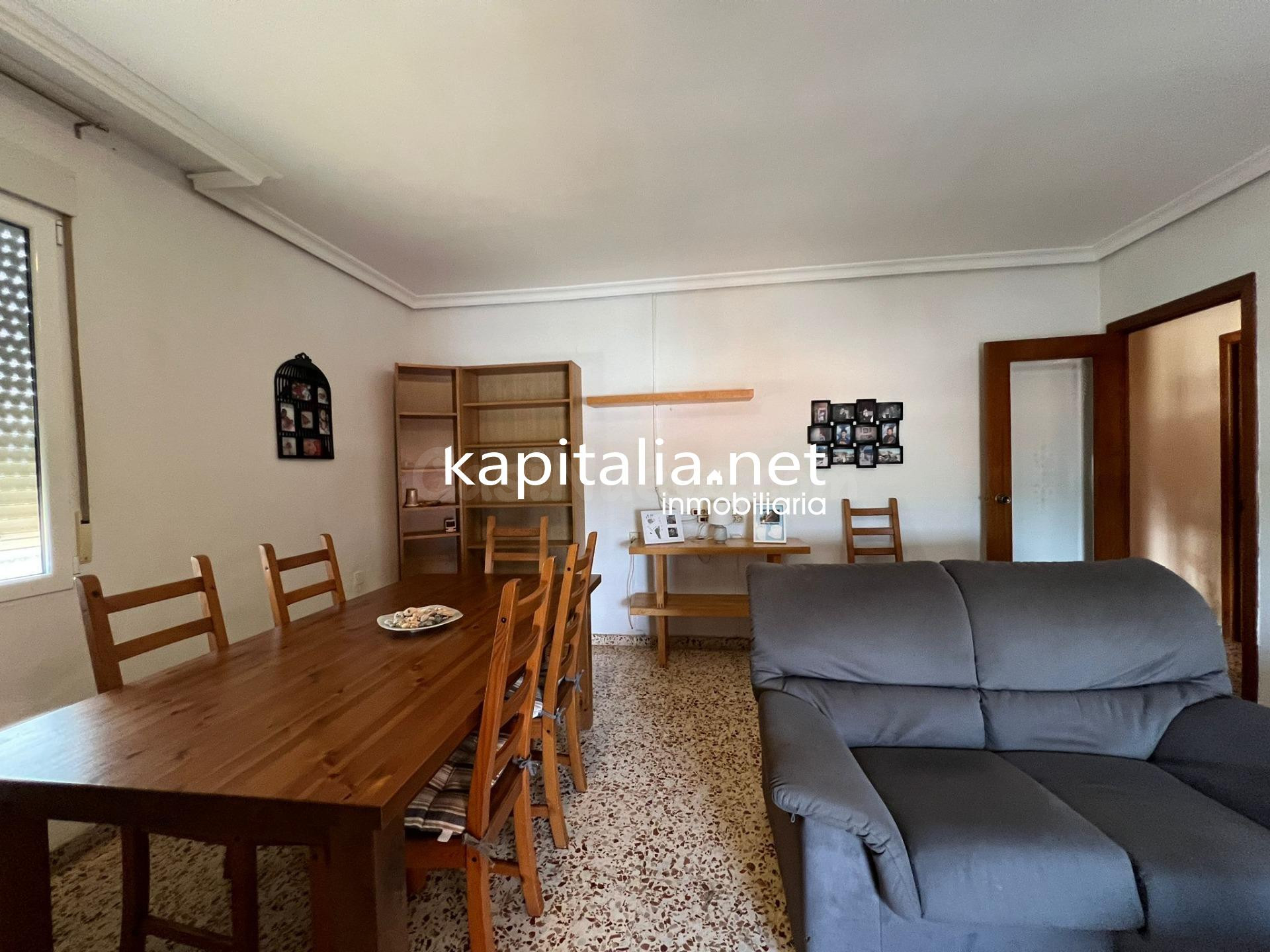 Piso a la venta en Montesa .