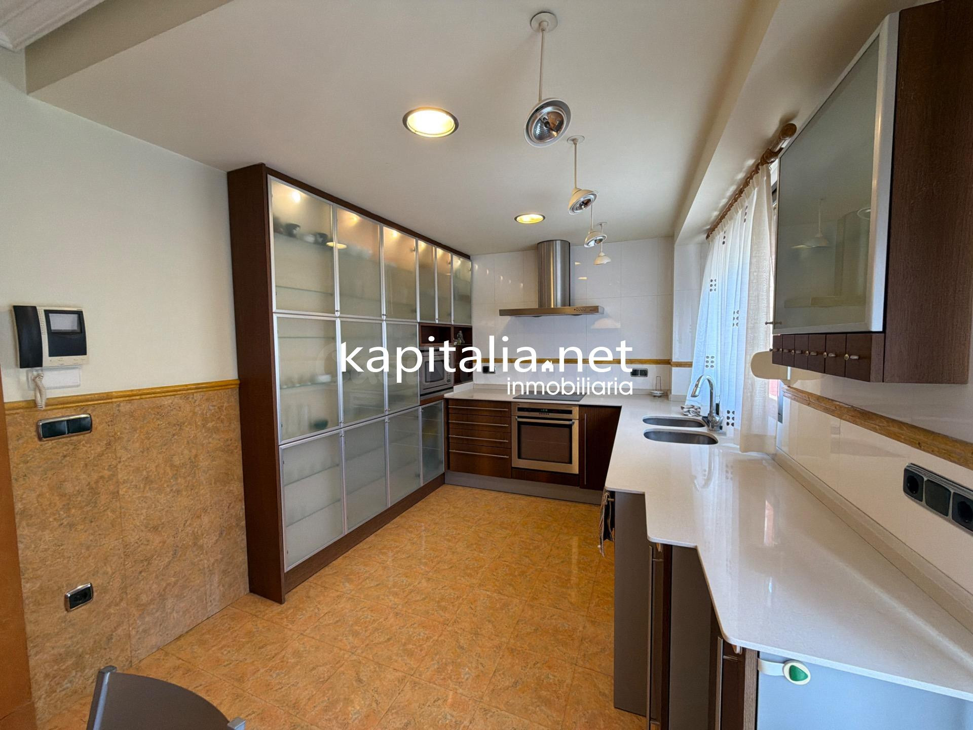 CASA REFORMADA JUNTO A PALAU COMTAL DE COCENTAINA - foto 5