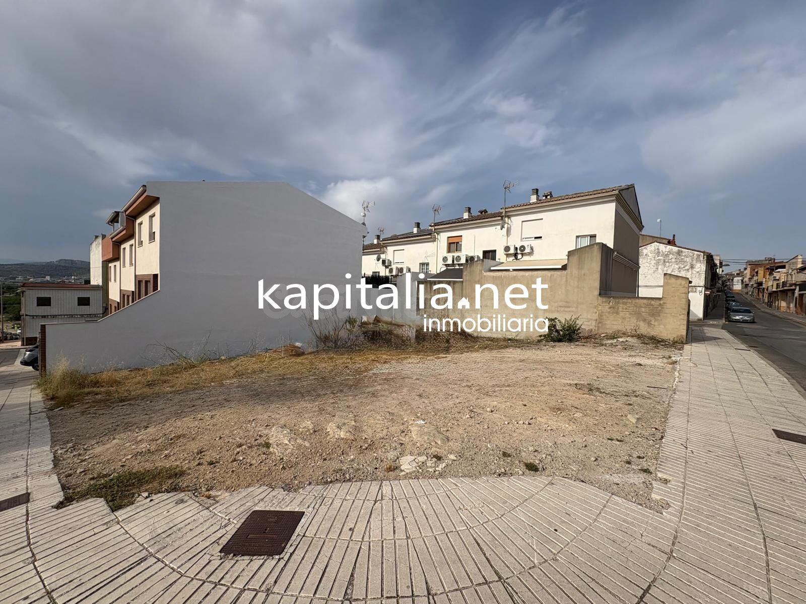 SOLAR URBANO RESIDENCIAL A LA VENTA EN LA LLOSA DE RANES - foto 3