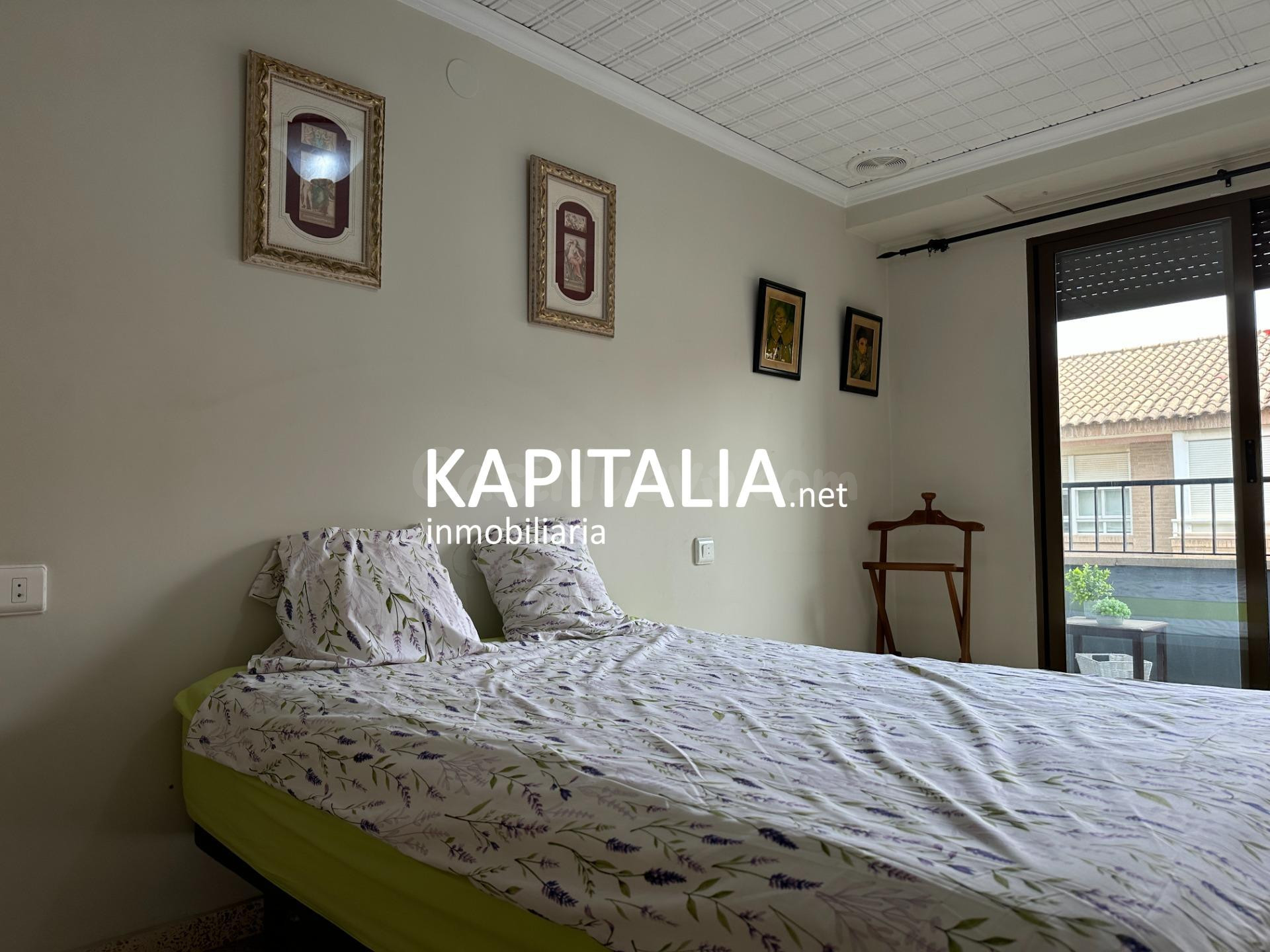 Piso en VENTA en Xàtiva con garaje, ascensor y balcón en la  - foto 3