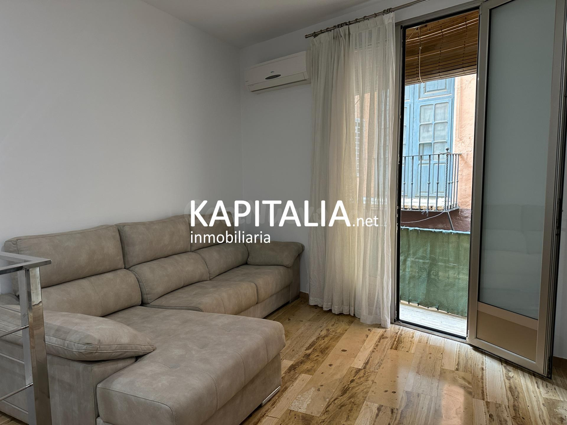 Piso en VENTA en el centro de Xàtiva con balcón y mucha luz natural