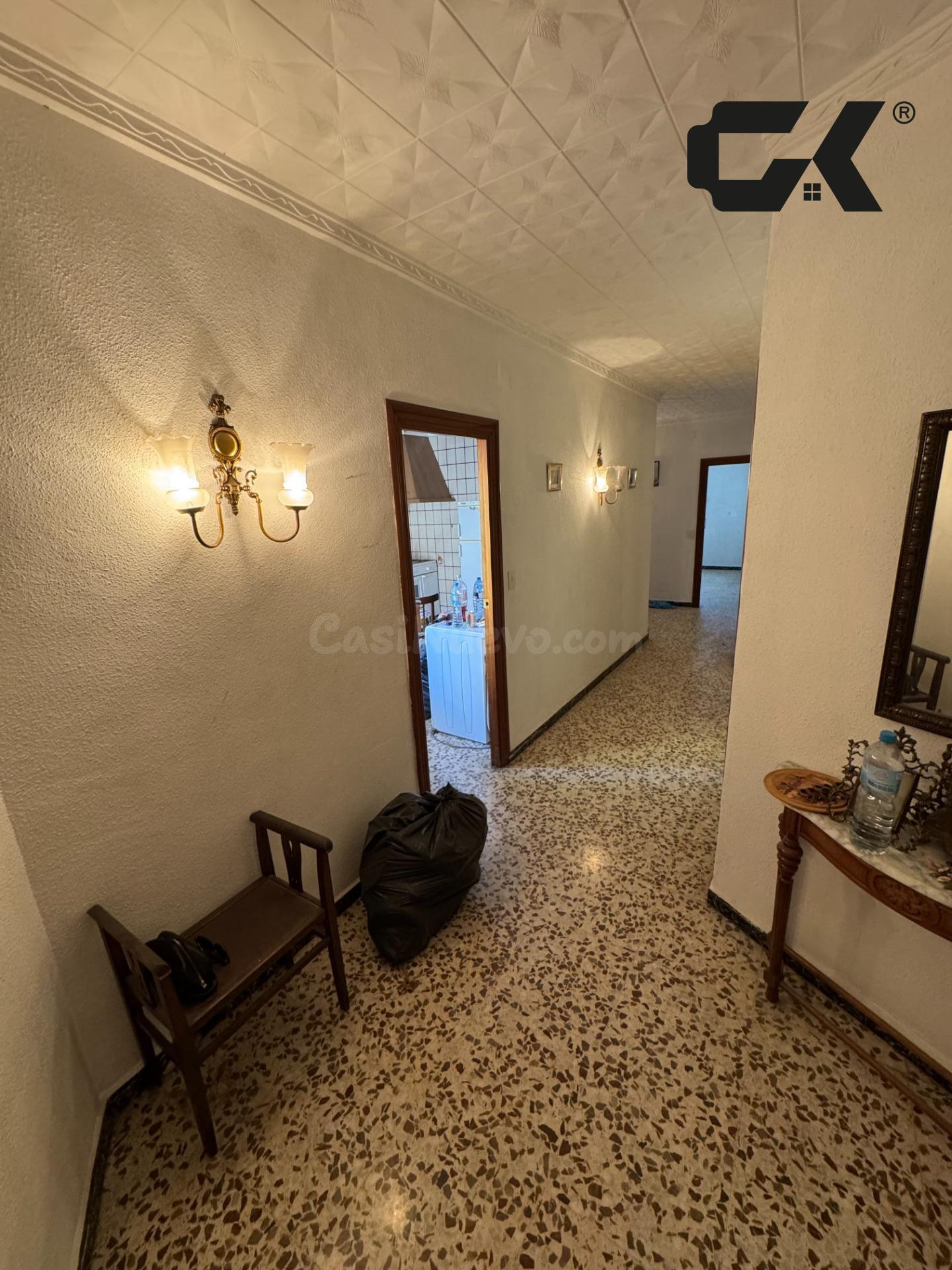 ¡Oportunidad Exclusiva! Vivienda con Terraza y Renta Garanti - foto 3
