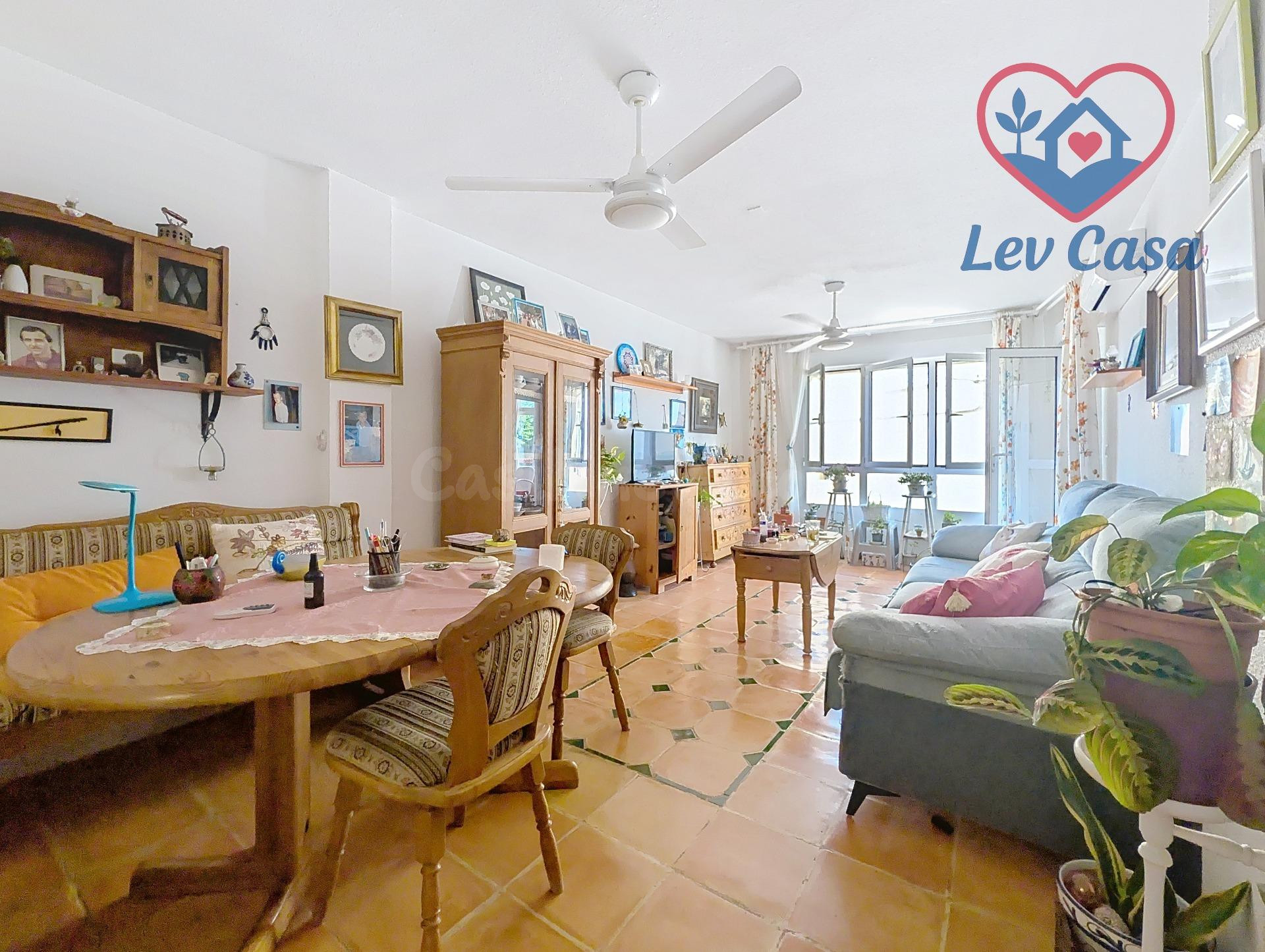 Piso en venta en Isla Plana (Cartagena), a solo 100 metros del mar