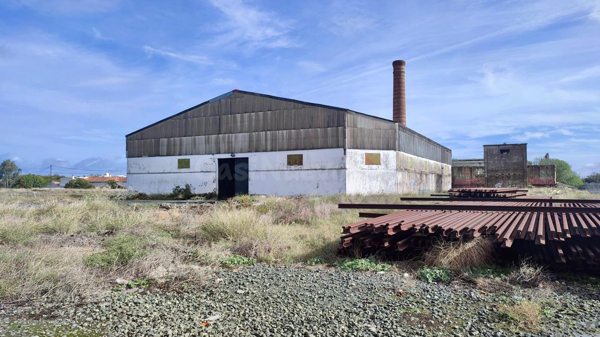 Nave industrial 1836m² en venta - LOS ROSALES
