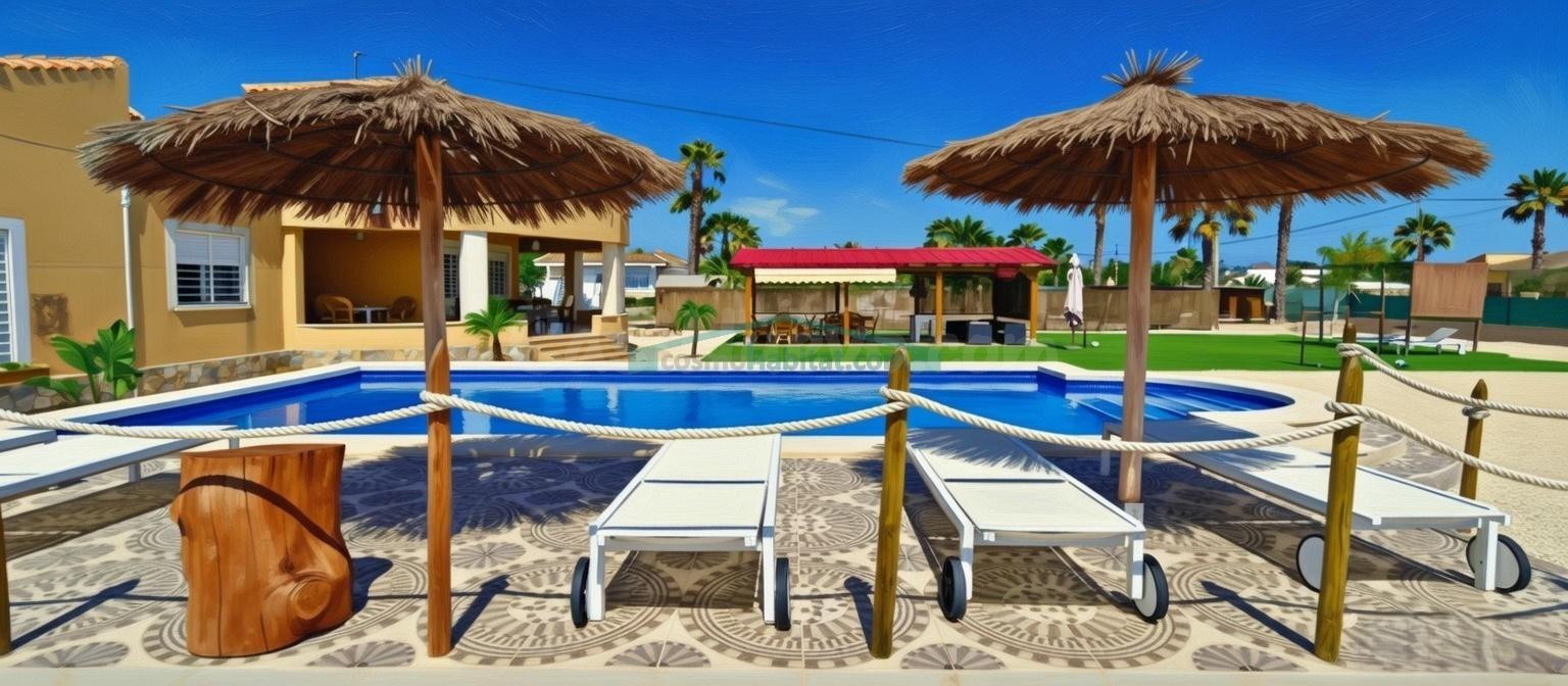 Chalet con gran parcela, piscina privada y zona wellness cer - foto 3