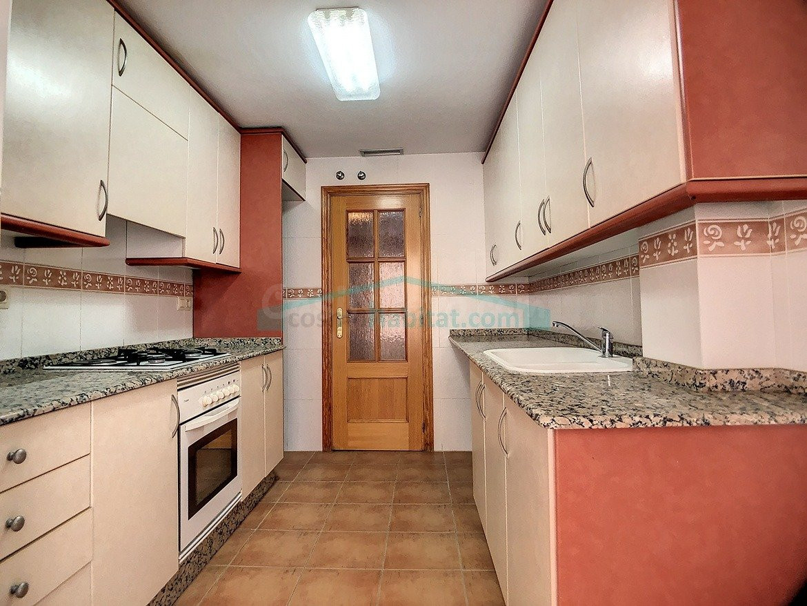 Acogedor Piso en Alquiler en el centro de la Eliana - foto 4