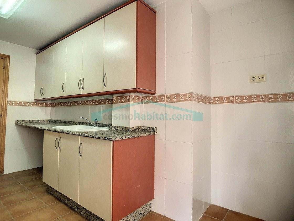 Acogedor Piso en Alquiler en el centro de la Eliana - foto 5