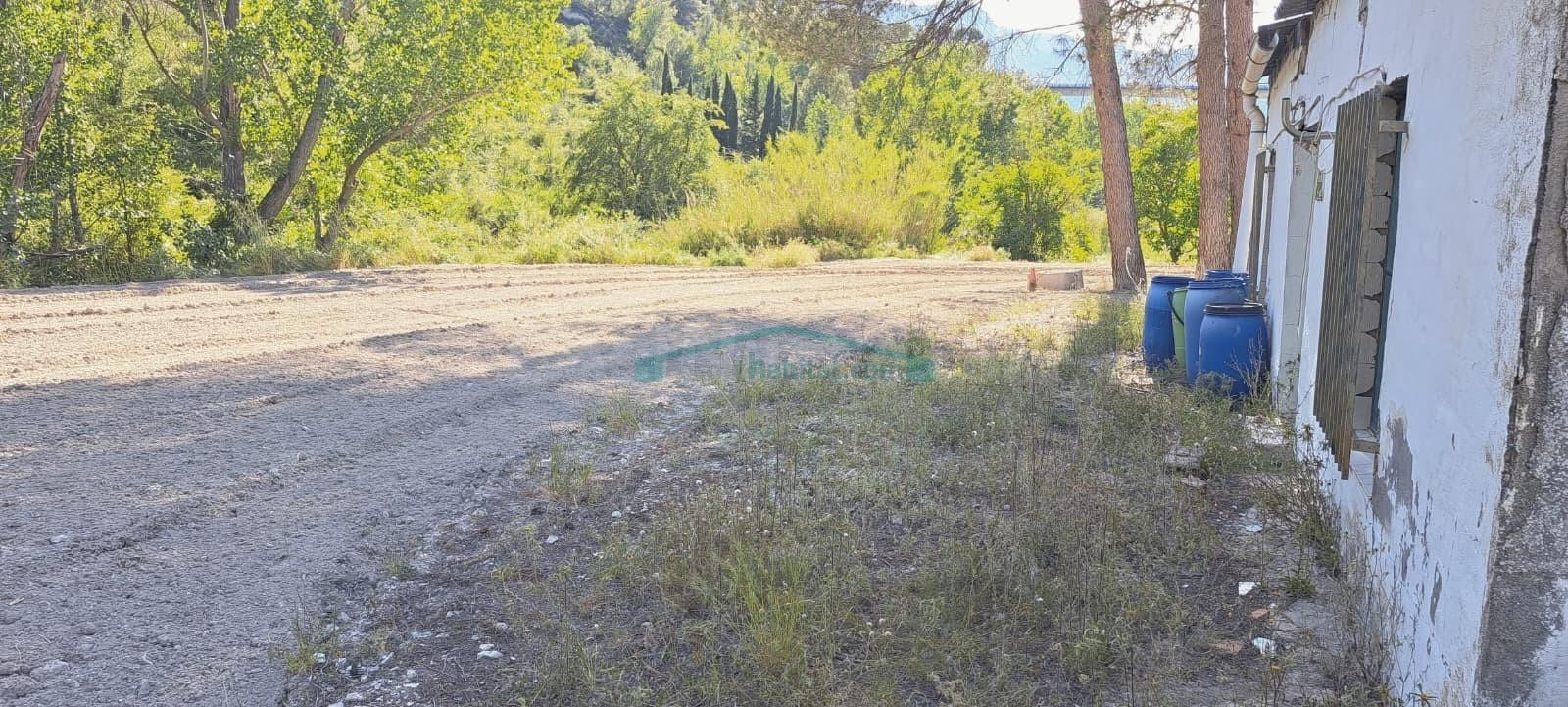 TERRENO RÚSTICO DE 23.055 m2 EN COCENTAINA - foto 5