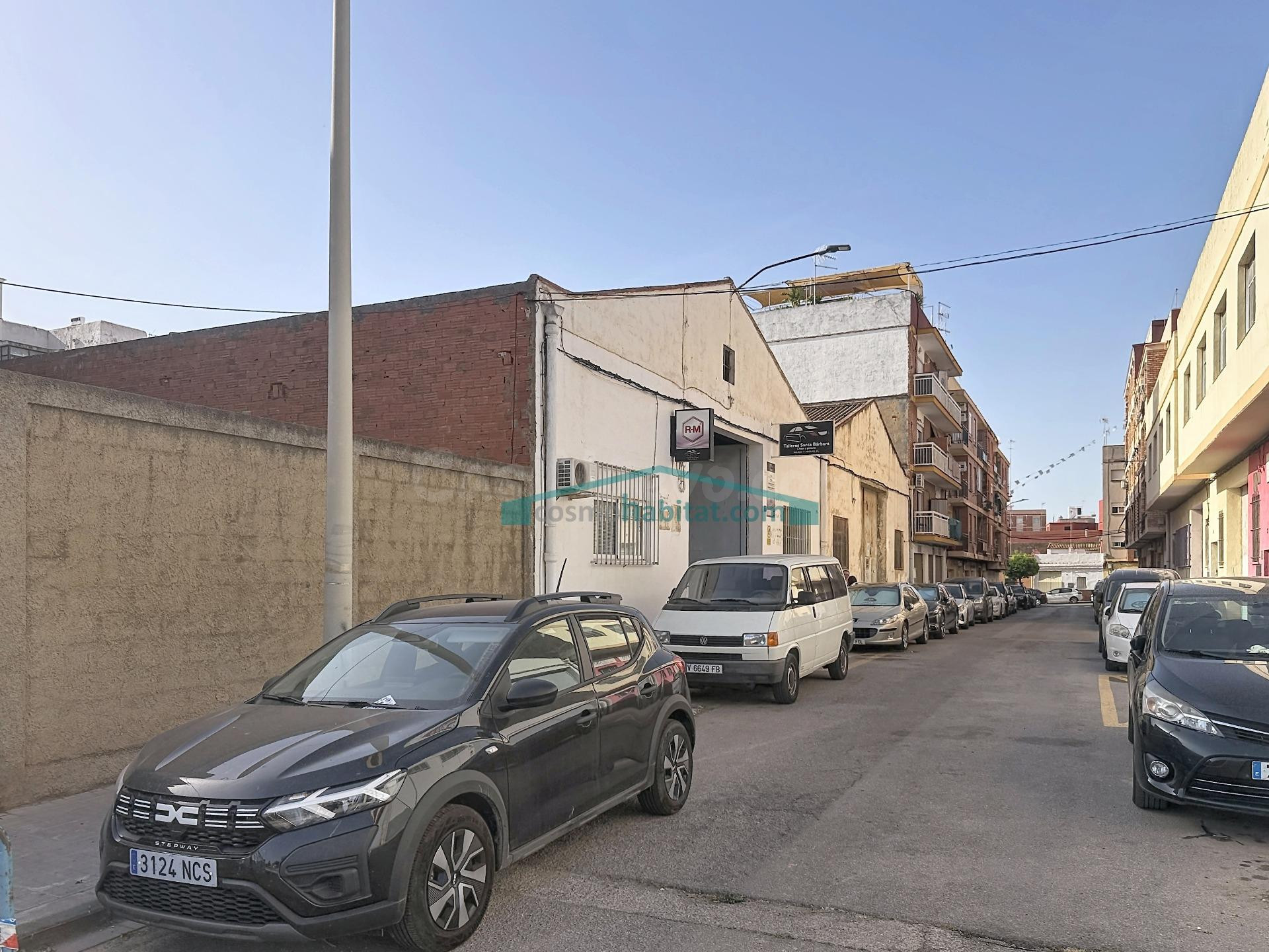 Nave-almacén con gran potencial urbanístico en Moncada - foto 4