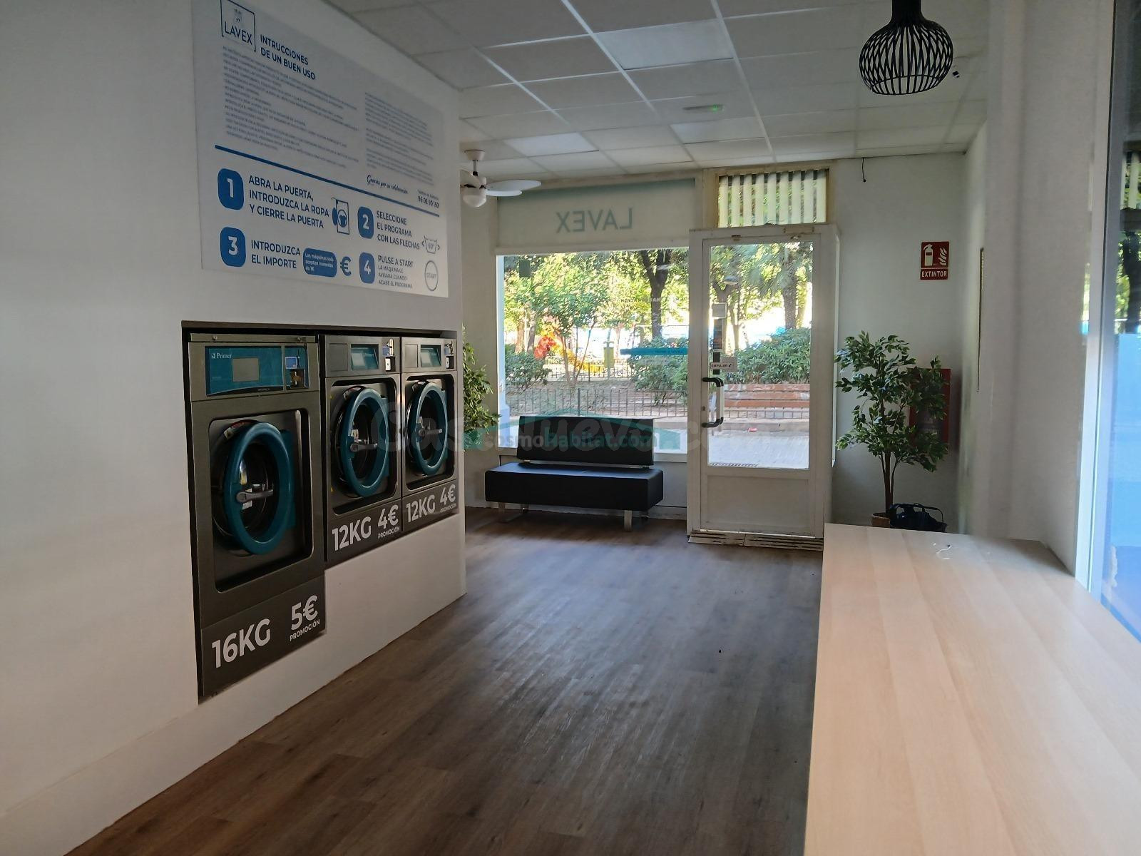 Traspaso de lavandería autoservicio en Valencia – Negocio en funcionamiento y listo para continuar la actividad