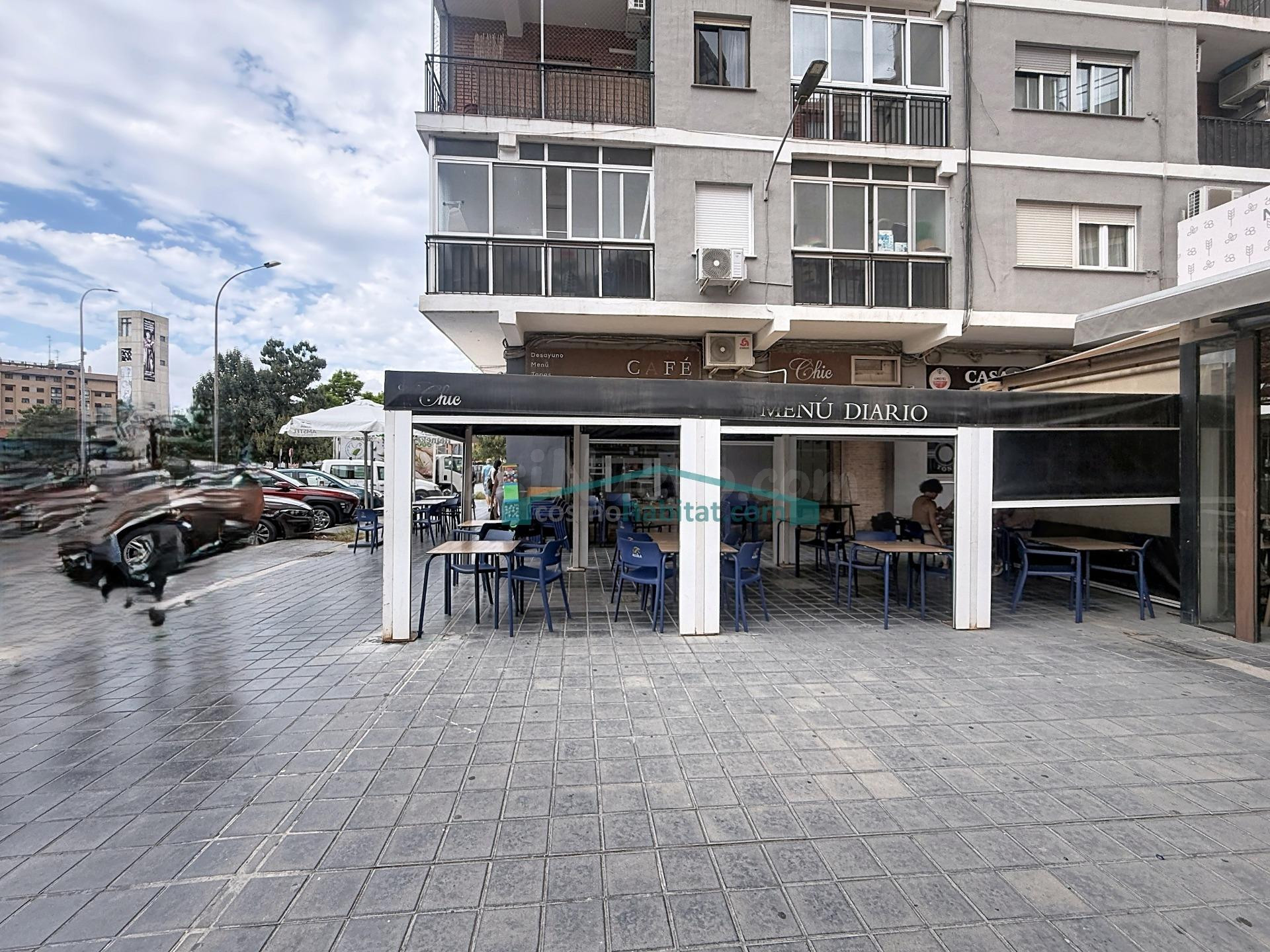 TRASPASO CAFETERÍA / BAR EN FUNCIONAMIENTO – CAMPANAR, VALENCIA
