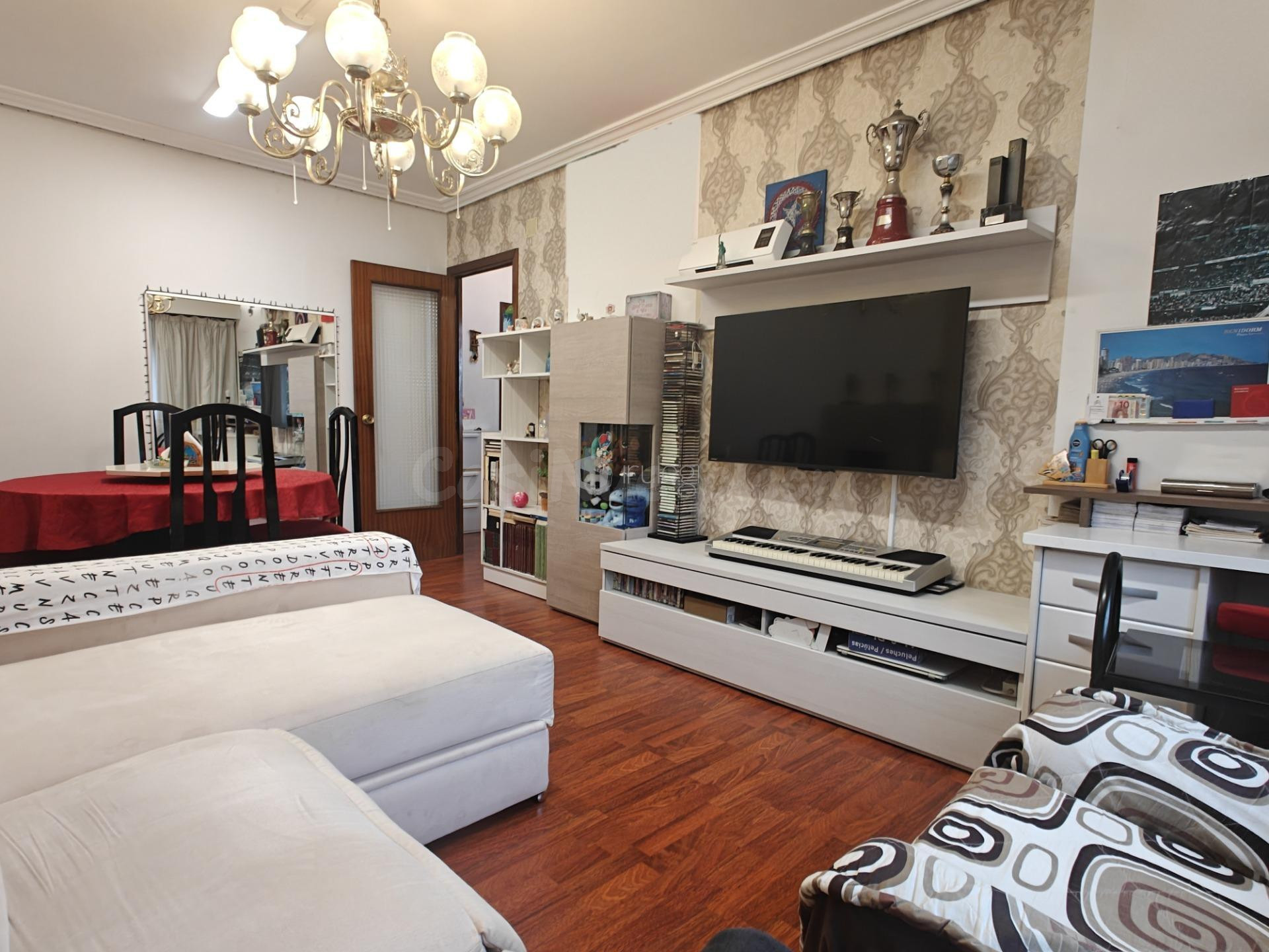 PISO EN VENTA EN KALETXIKI CON RAYA DE GARAJE OPCIONAL, ANDO