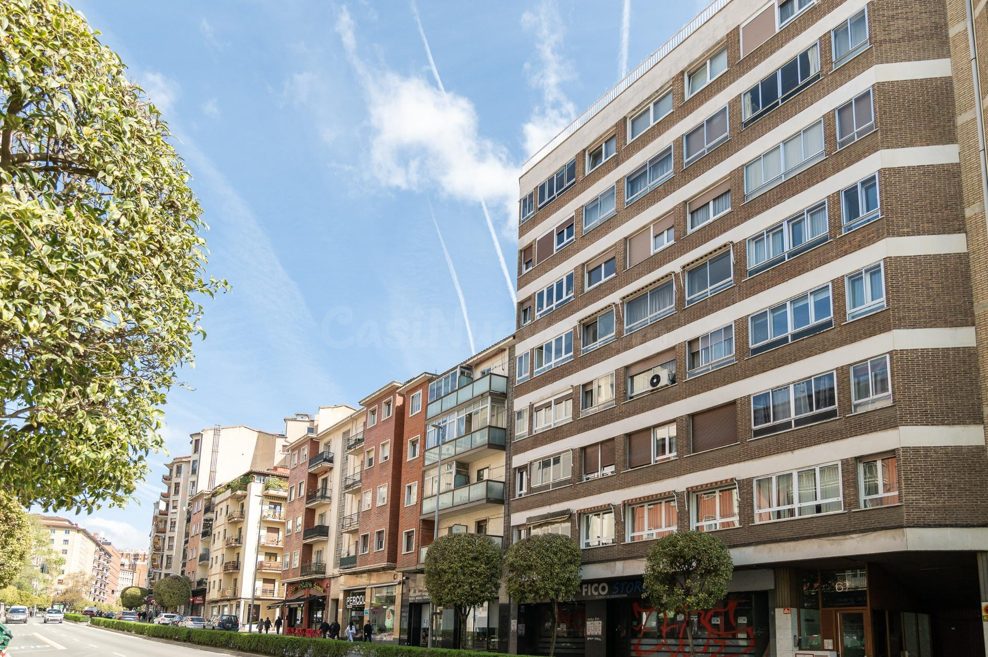 CUIDADA VIVIENDA EN AVENIDA ZARAGOZA