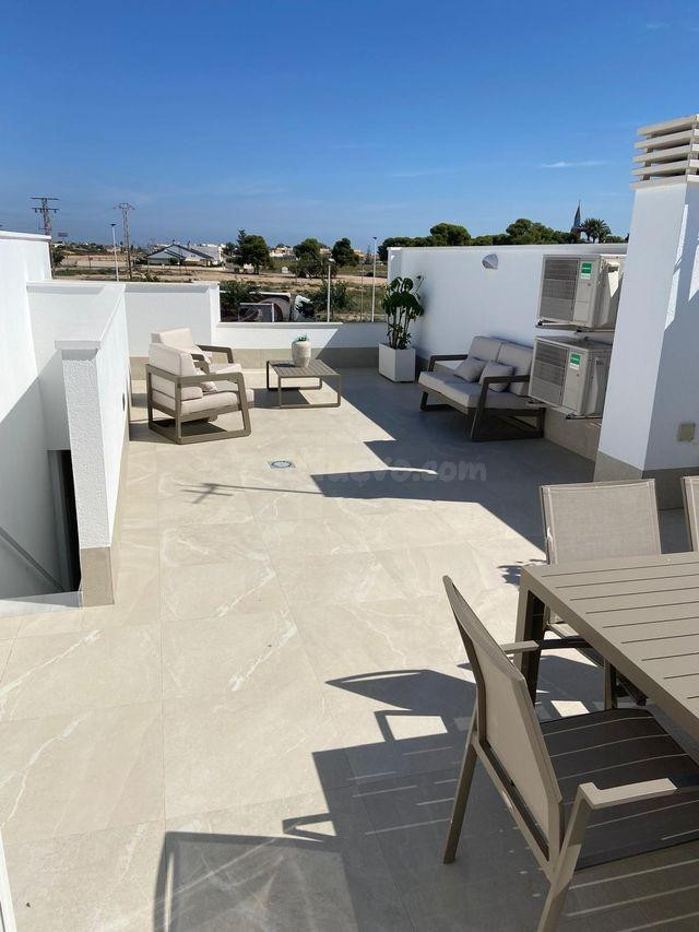 Encantadora Villa en San Pedro del Pinatar - Tu Refugio Perfecto