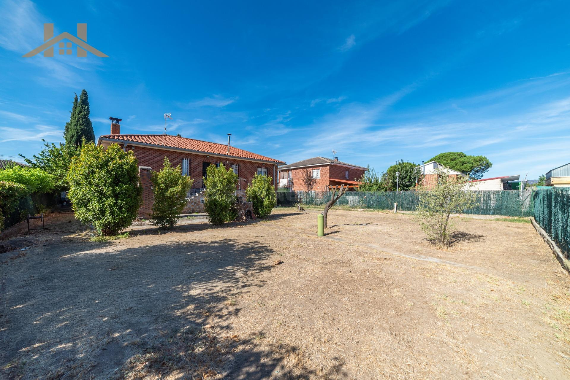 Chalet independiente en venta en Santa Cruz del Retamar, Cal - foto 3