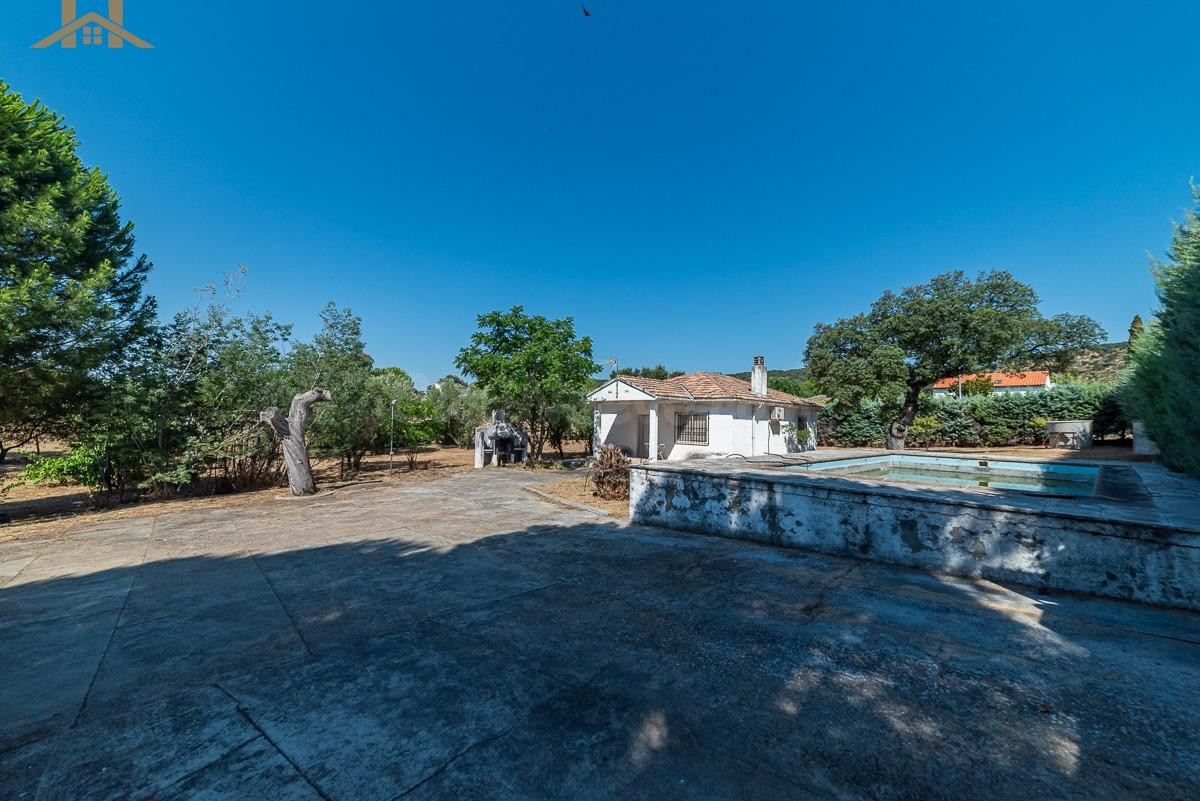 Chalet independiente en venta en Aldea del Fresno, Picadas - foto 2