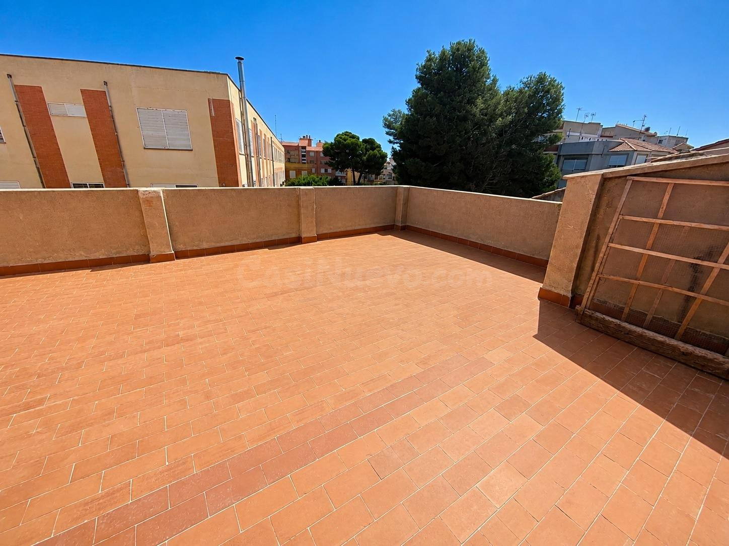 GRAN VIVIENDA EN PRIMERA PLANTA CON 4 DORMITORIOS Y ESPECTACULAR TERRAZA EN MULA