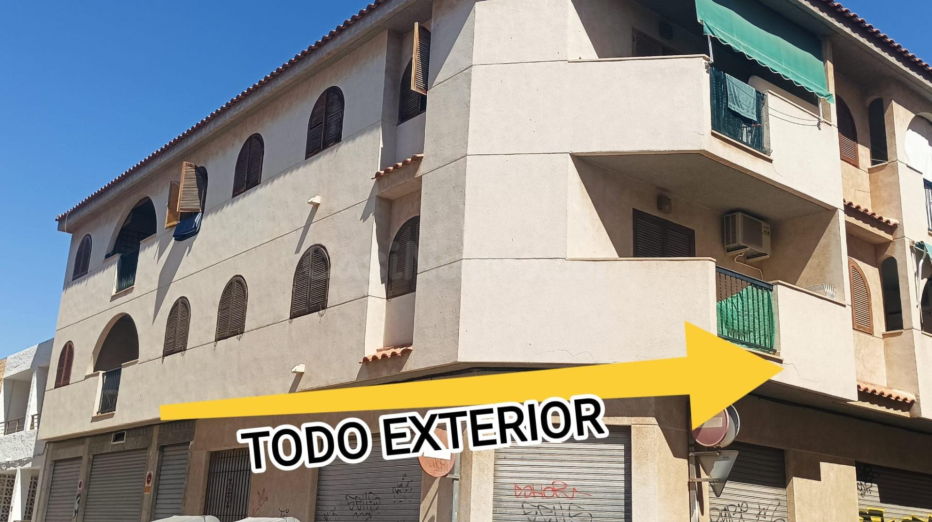 APARTAMENTO EN LO PAGAN ESQUINA