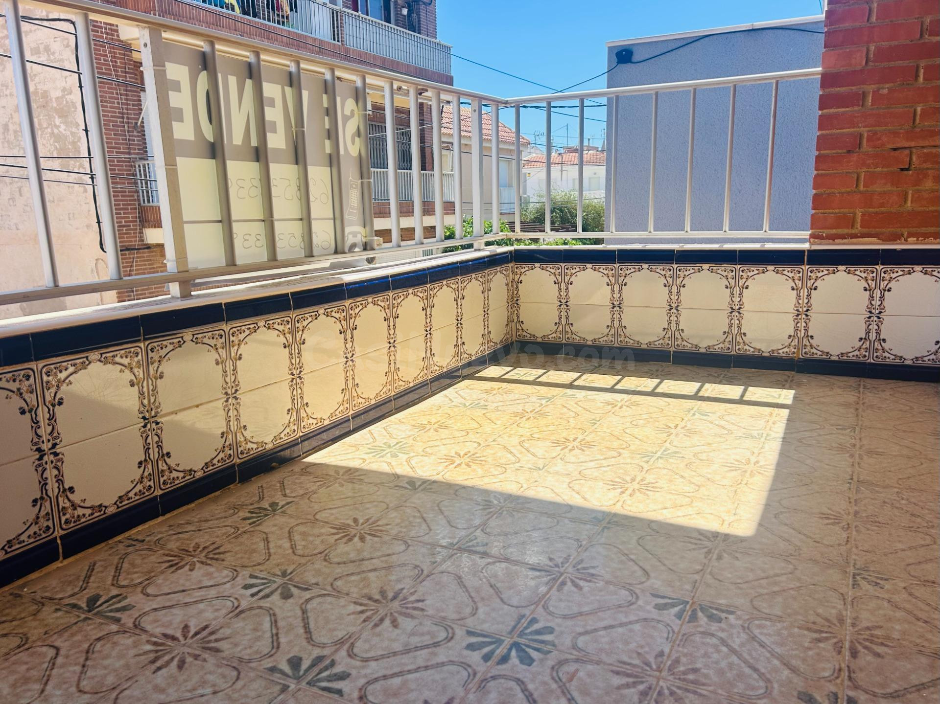 PISO DE TRES DORMITORIOS  EN LO PAGAN CERCA  DEL MAR