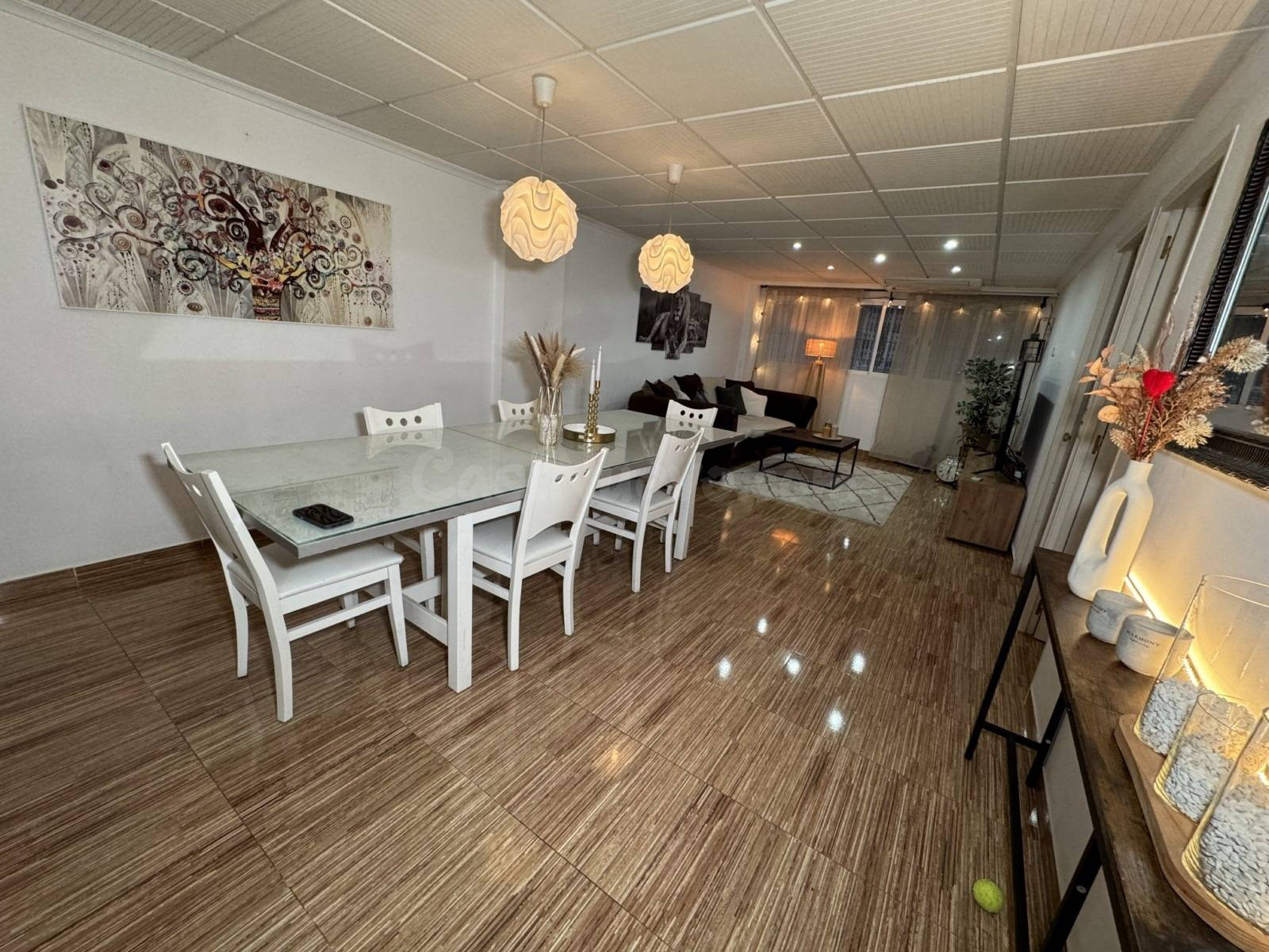 Se vende piso bajo céntrico en Torrevieja