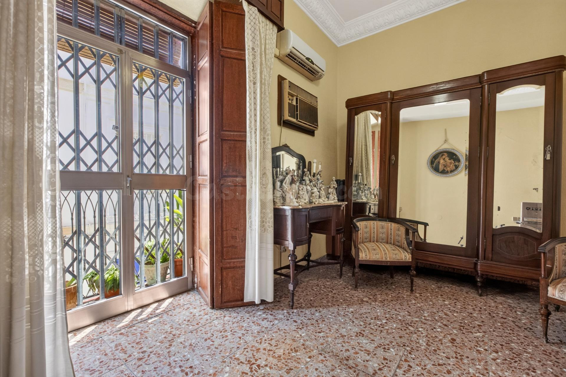 Amplia casa en el centro de Sevilla - foto 4
