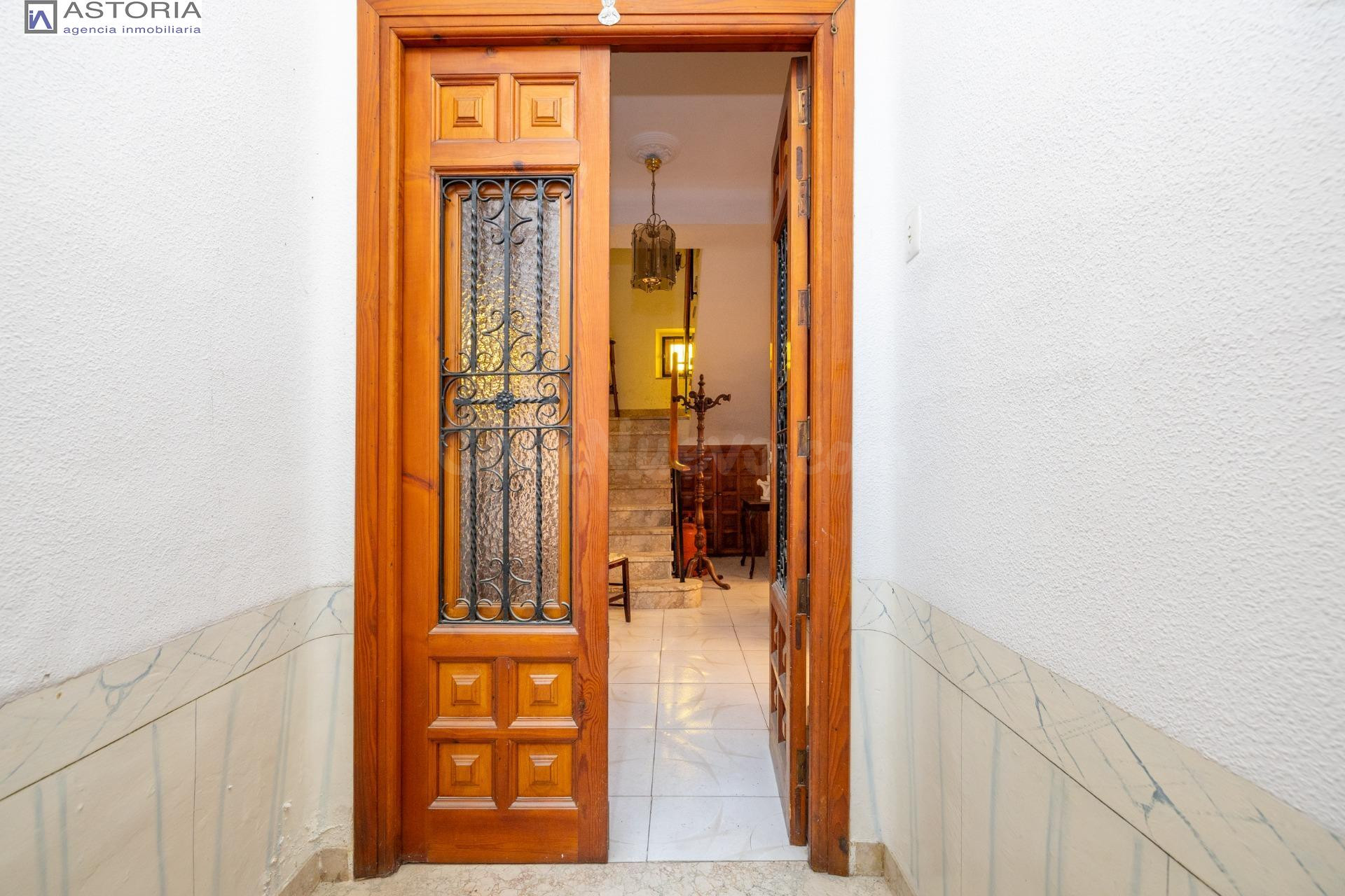 Casa en el centro de Santa Fé (Granada) - foto 4