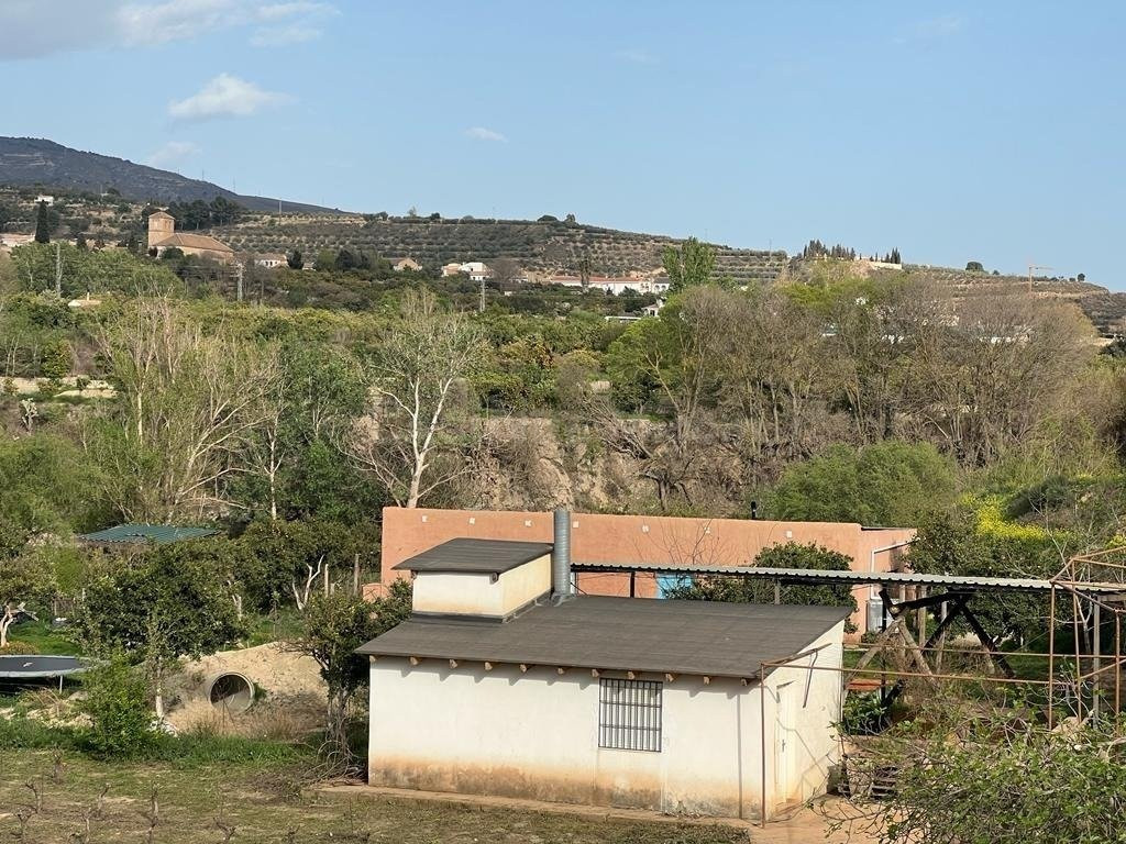 Fantástica finca en el Valle de Lecrìn  con CONSTRUCCIÓN DE 32 METROS CUADRADOS  REGISTRADOS!!!!!