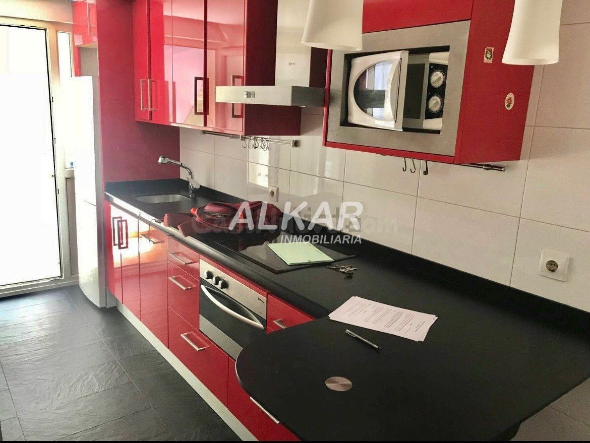 PISO CON TERRAZA EN ZONA QUEILES
