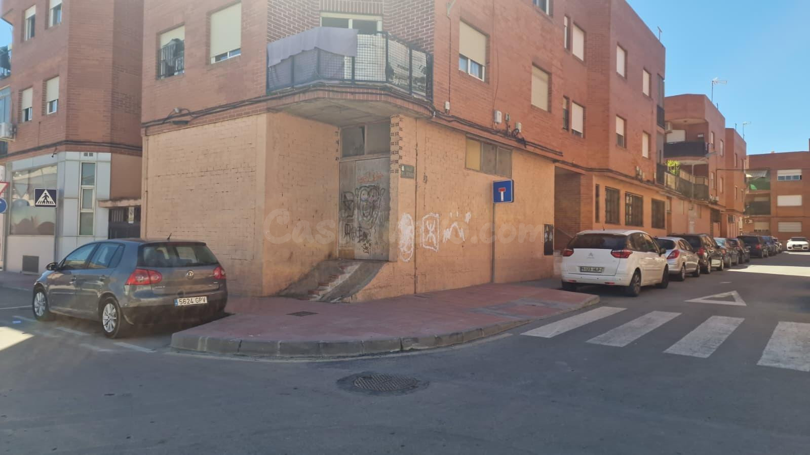 Local diáfano en el centro de San Javier ideal inversión.