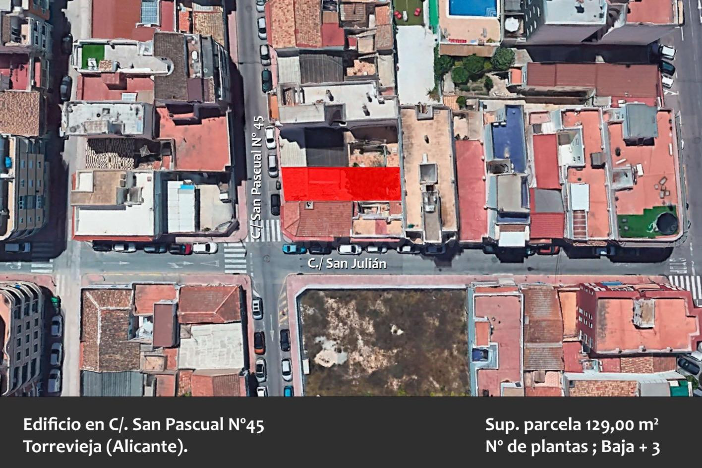 Solar urbano de 129 m2 con gran potencial de inversión en el centro de Torrevieja