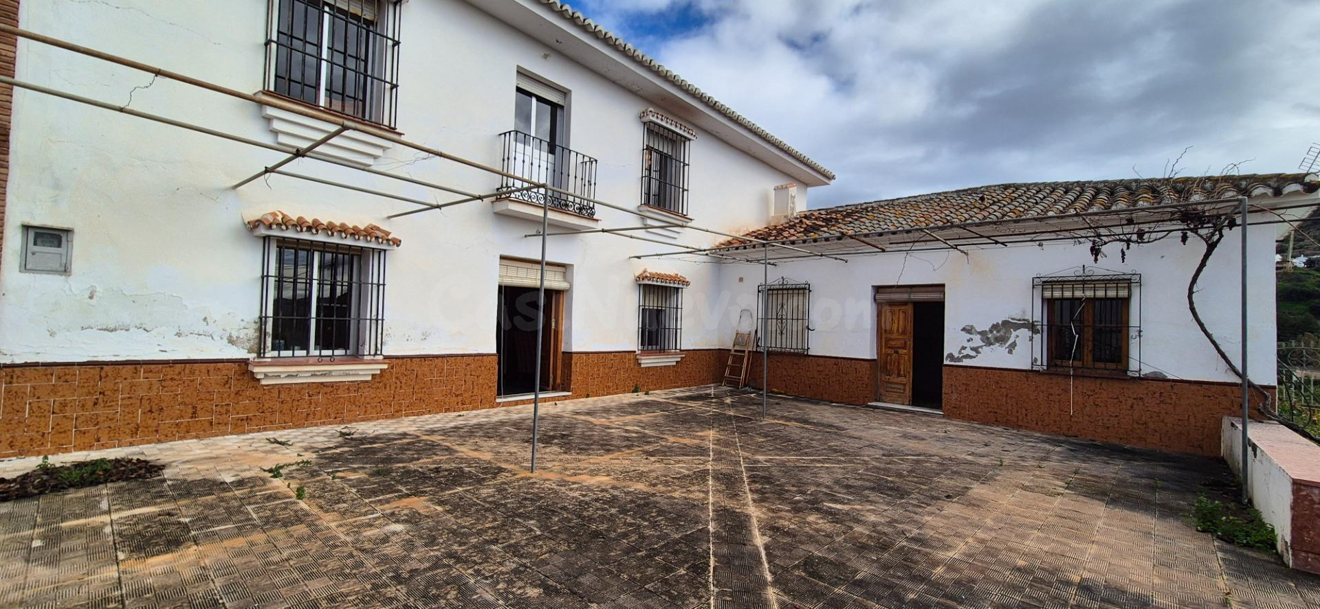 Gran casa con casita de invitados incluida en Alcaucín - foto 2
