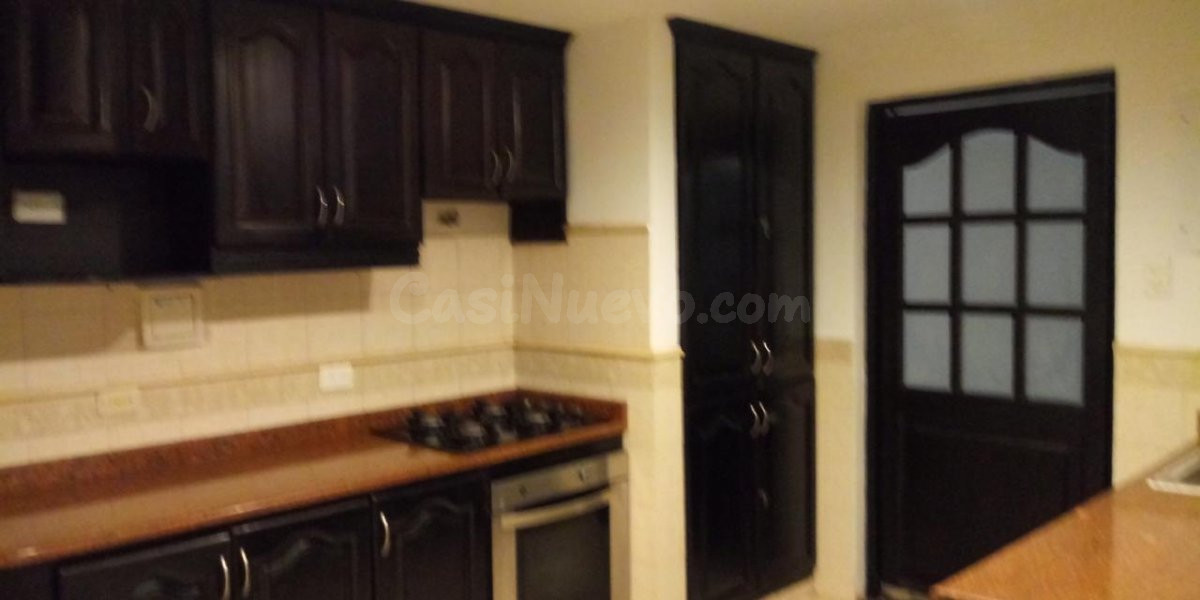 SE VENDE O ARRIENDA CASA EN BARRIO MANGA