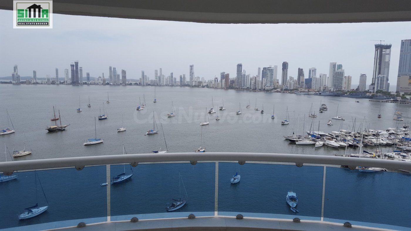 SE VENDE HERMOSO PENTHOUSE DUPLEX SOBRE LA BAHIA DE MANGA