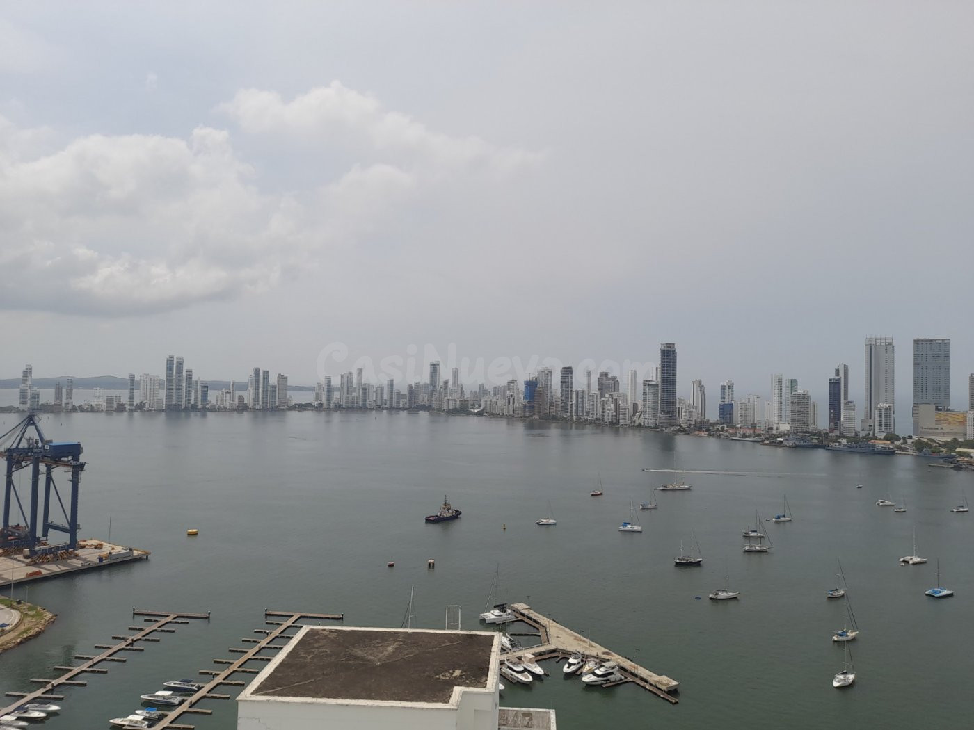 APARTAMENTO UBICADO EN EL BARRIO MANGA CARTAGENAA
