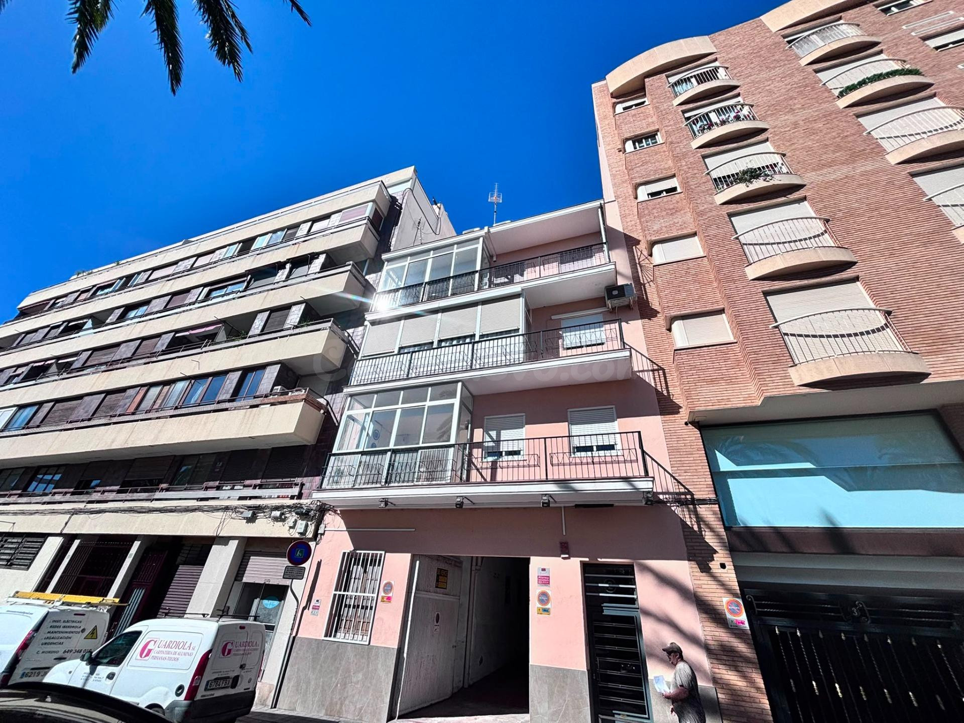 GRAN LOCAL CON VADO FRENTE AL MUSEO ARQUELÓGICO