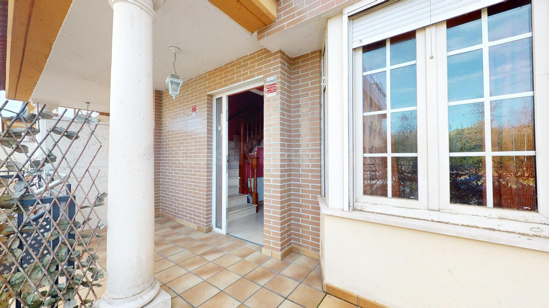 Adosado 3 habitaciones 242m² en venta - La Vega
