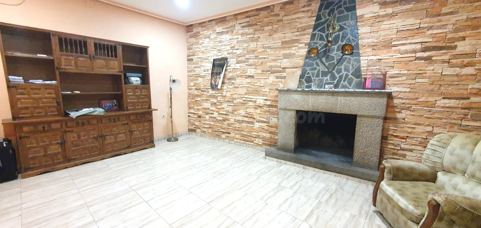 SE VENDE CASA EN ZONA CATEDRAL