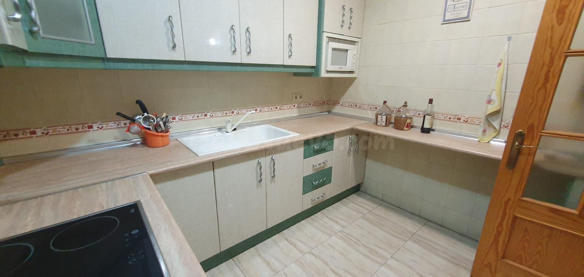 SE VENDE CASA EN ZONA CATEDRAL - foto 4