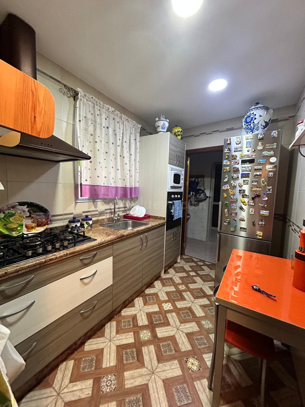 Magnífica casa en venta en una de las mejores zonas de Loja - foto 2