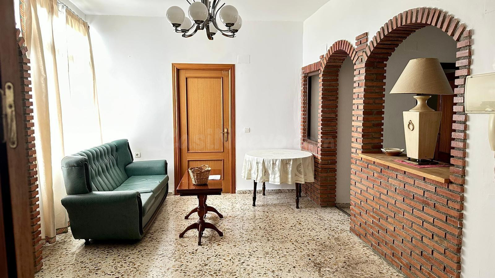 OPORTUNIDAD DE PISO CON AMPLIAS ESTANCIAS IDEAL PARA RESIDENCIA HABITUAL COMO PARA INVERSIÓN
