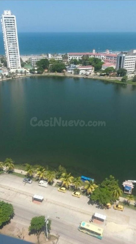 SE VENDE ESTUDIO TIPO LOFT  ZONA EL LAGUITO