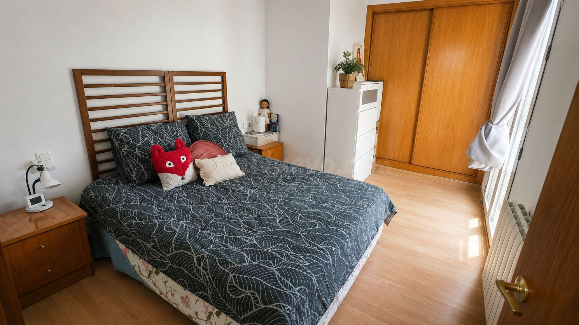 Gran oportunidad en Castallla,  para vivir o para invertir.