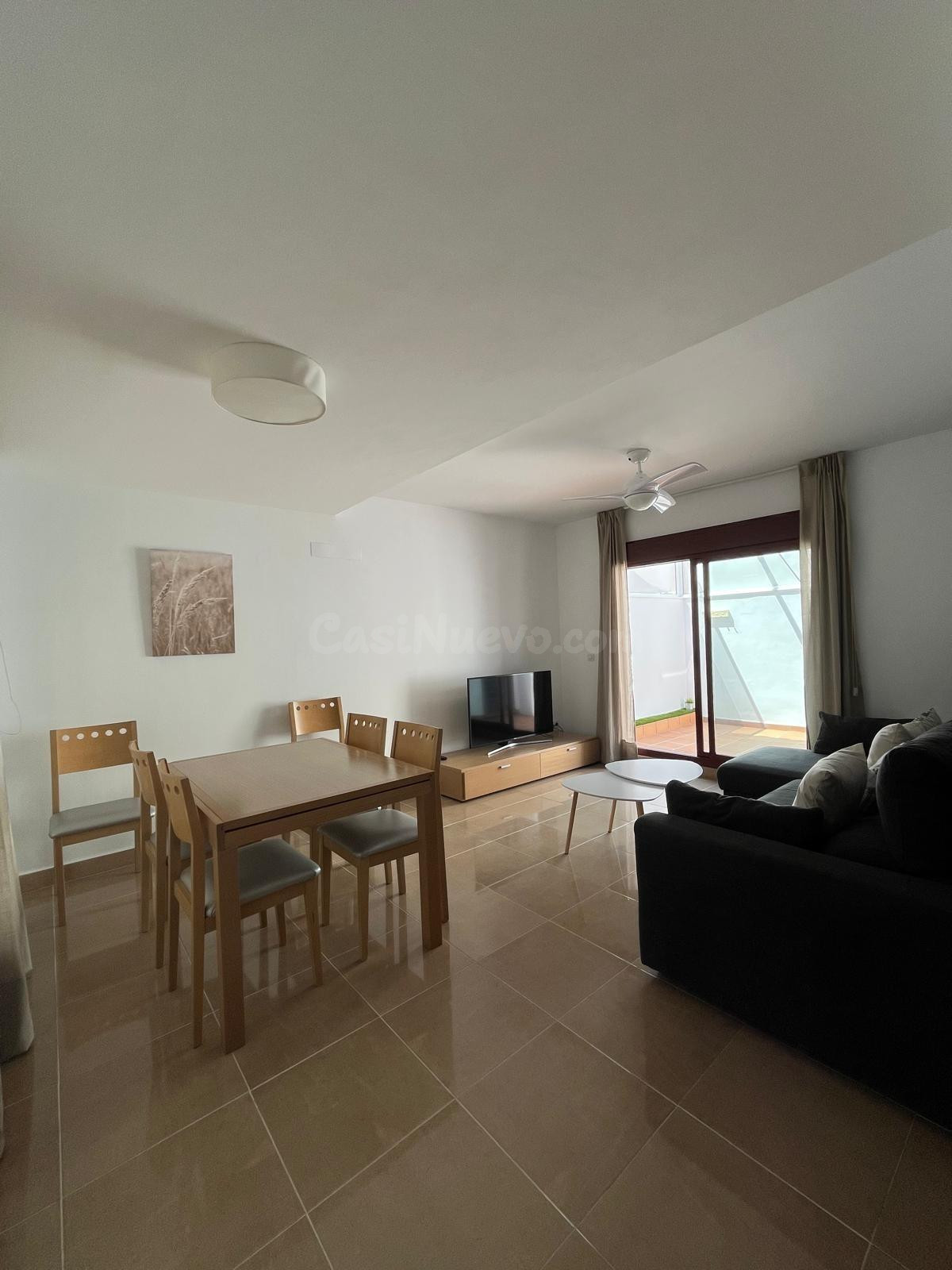 Casa amueblada con patio, despacho y garaje para 2 coches junto Nevada y metro | 3 min PTS