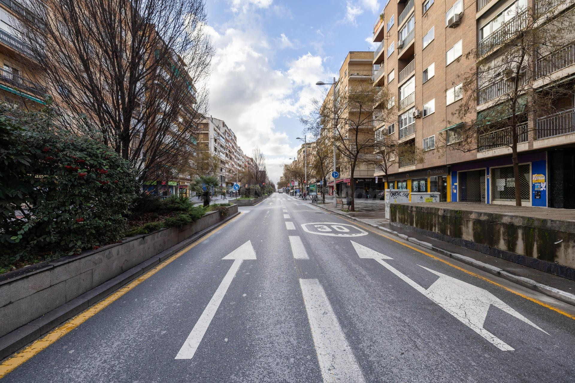 Parking 14m² en venta - Recogidas