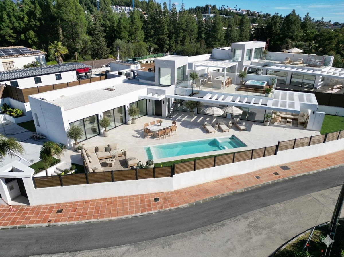 Chalet 6 habitaciones 397m² en venta - Calaburra - Chaparral
