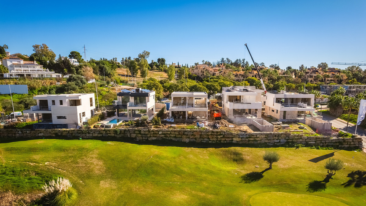 Chalet 4 habitaciones 347m² en venta - Estepona