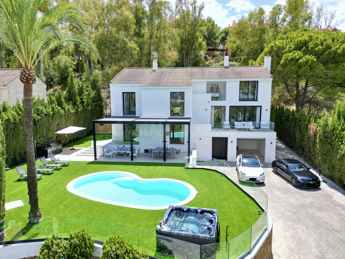 Villa 5 habitaciones 321m² en alquiler - Marbella
