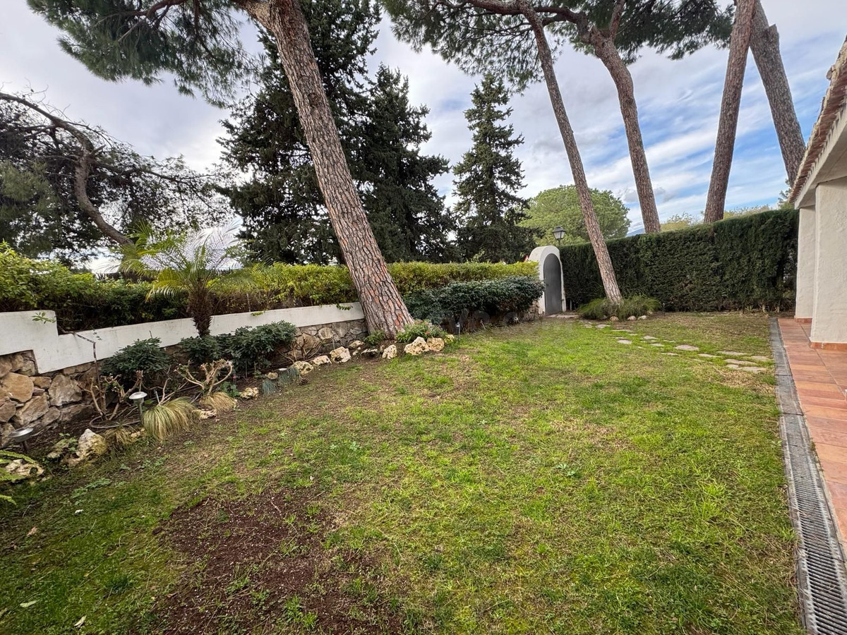 Adosado 3 habitaciones 238m² en alquiler - Marbella