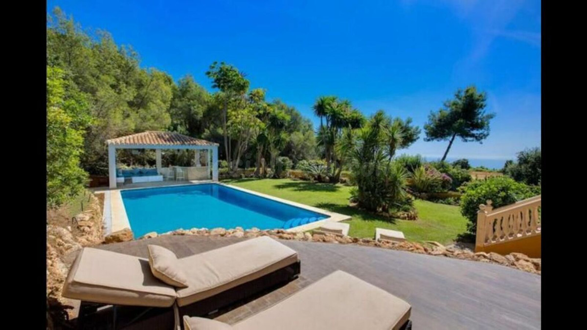 Villa 6 habitaciones 500m² en alquiler - Marbella